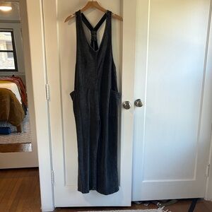 Black Sleeveless Jumpsuit